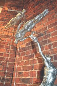 Michelle Castles Sculptures - The Dismount