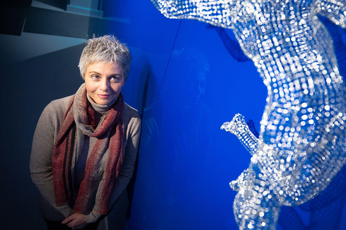 Artist and Sculptor MIchelle Castles with the Hirst Sculpture Artist and Sculptor MIchelle Castles with the Hirst Sculpture